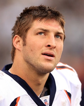 Lindsey Vonn Sheds Light on the Tim Tebow Dating Rumor via Twitter